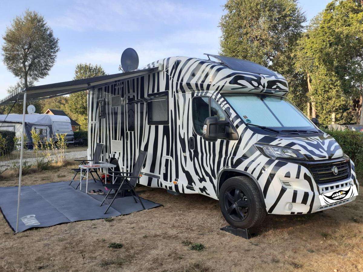 Camping Les Falaises De Toussaint ภายนอก รูปภาพ